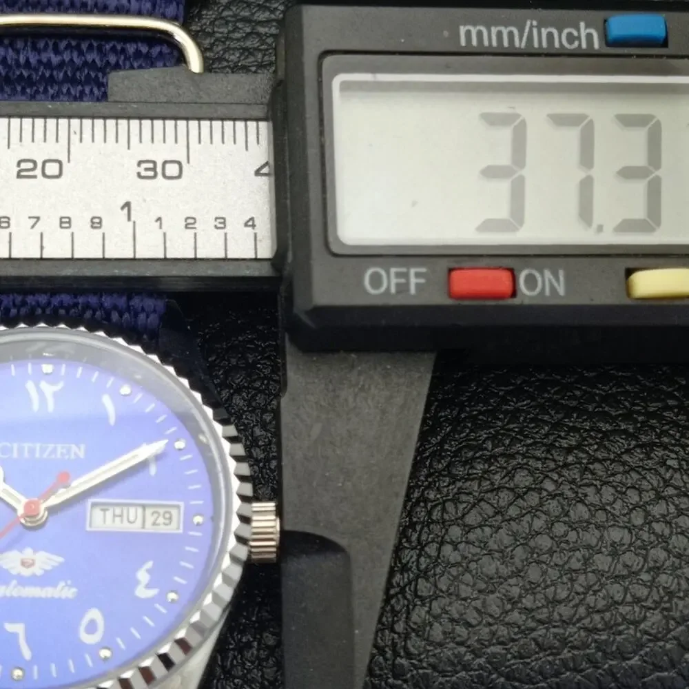 Vintage 1980 Citizen Automatic Mens Silver Watch W/daydate & Blue accents